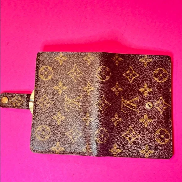 Louis Vuitton Monogram the Kisslock bifold wallet - Picture 6 of 14